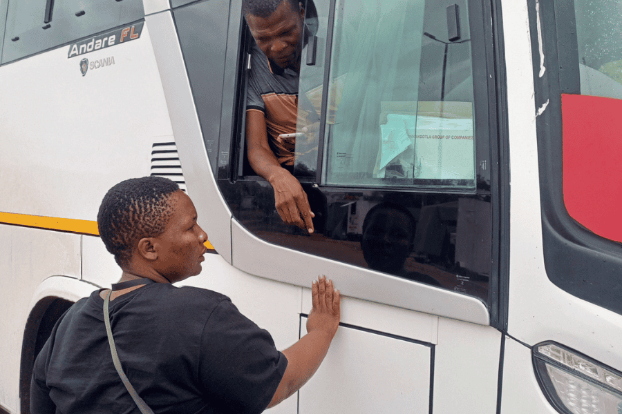 Maun to Gaborone distance